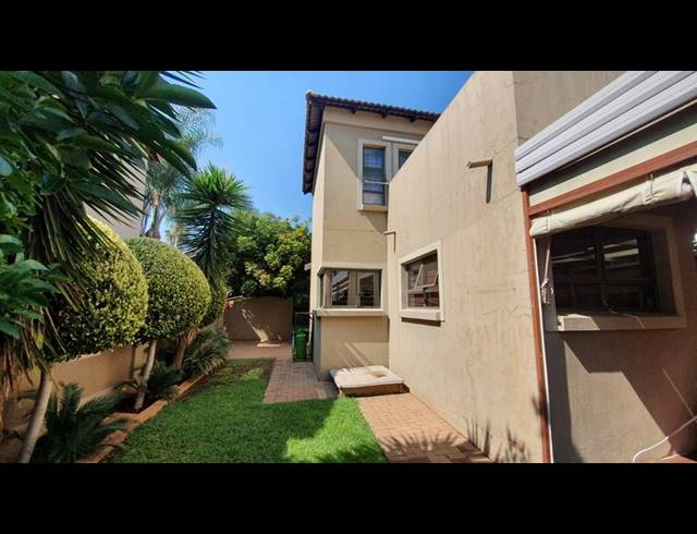 4 BEDROOM HOUSE FOR SALE IN ROSE ACRES ESTATE